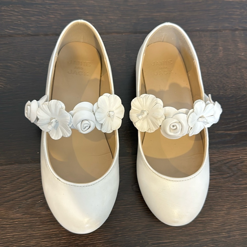 Janie and Jack White Flower Ballet Flats Size 13